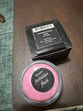 Larenim powder Blush Bundle 2 of each Forbidden Flush & Seduction